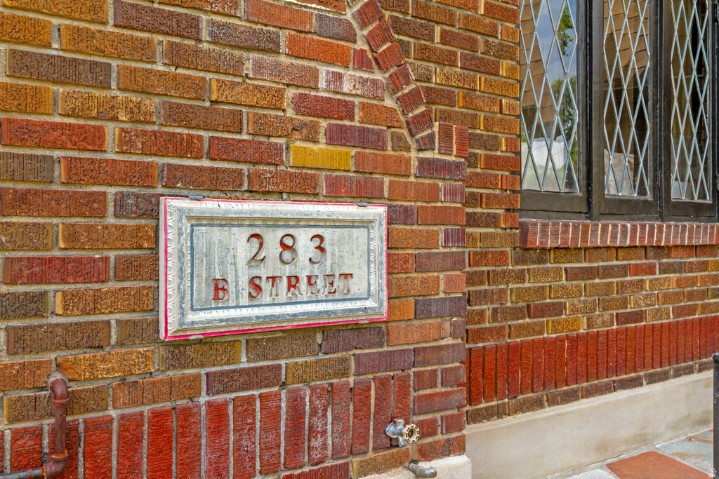 283 B ST photo 5