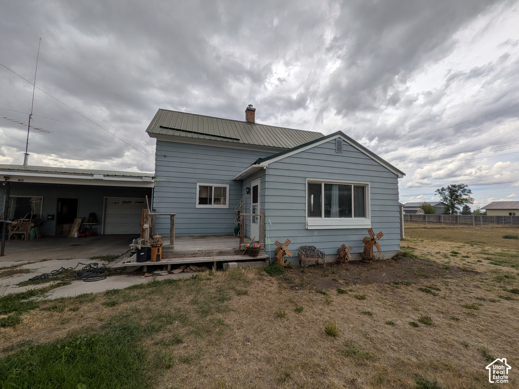 415 N 5TH ST photo 3