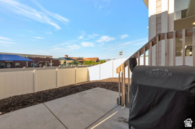 8254 W CASCADE VIEW WAY photo 2