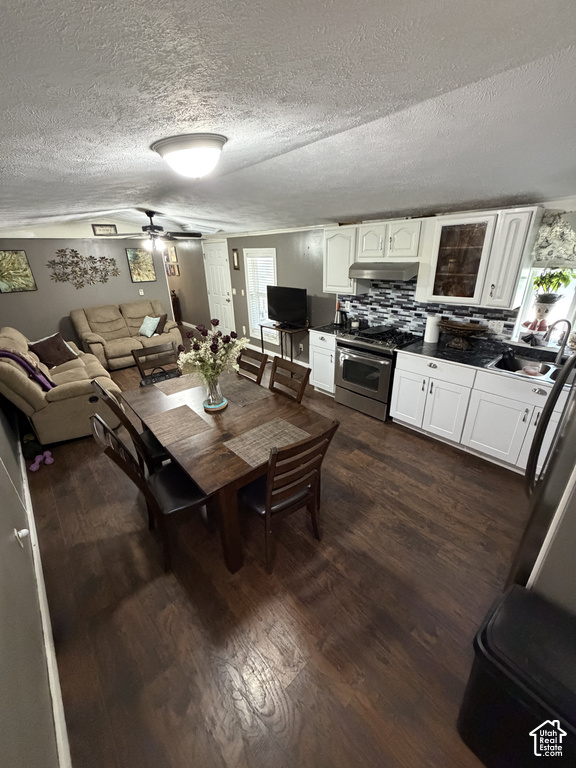 1264 GOLDFINCH ST photo 4