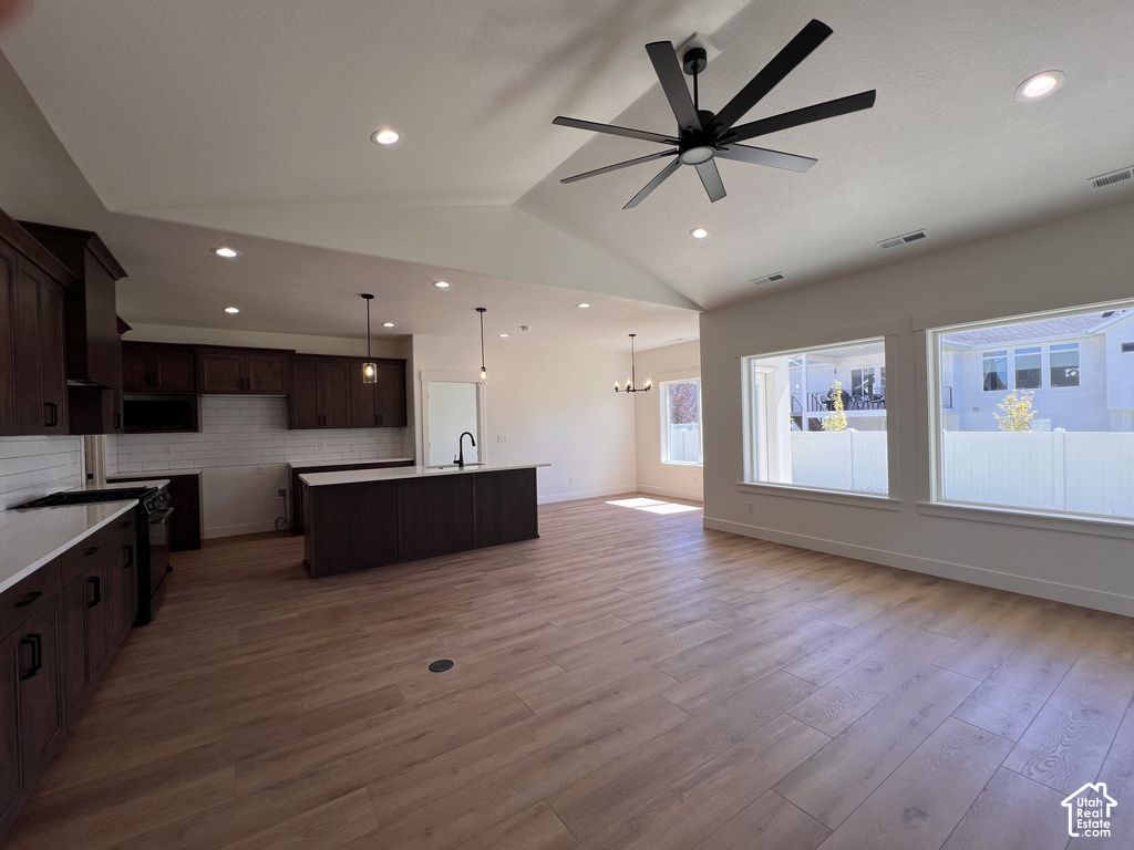2801 W 2580 N photo 4