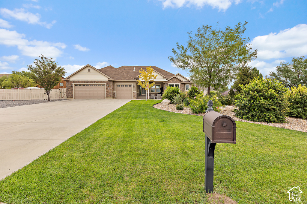 1879 E TICKVILLE CIR photo 2