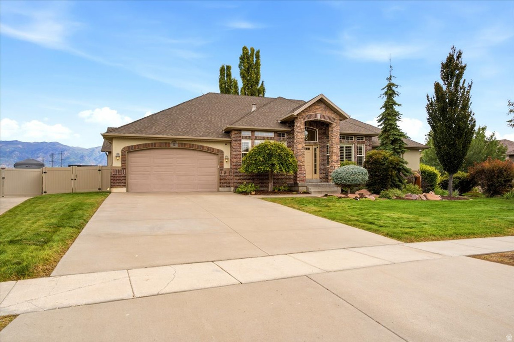 182 N SIERRA W WAY photo 3