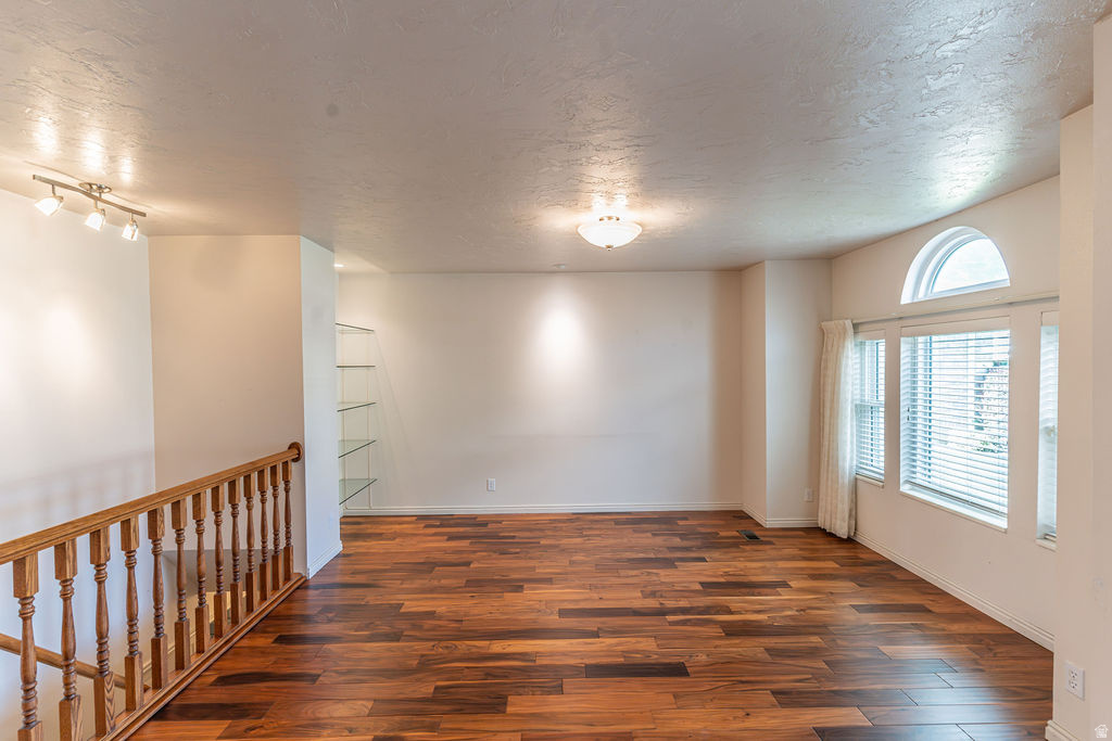 295 N 330 E photo 4