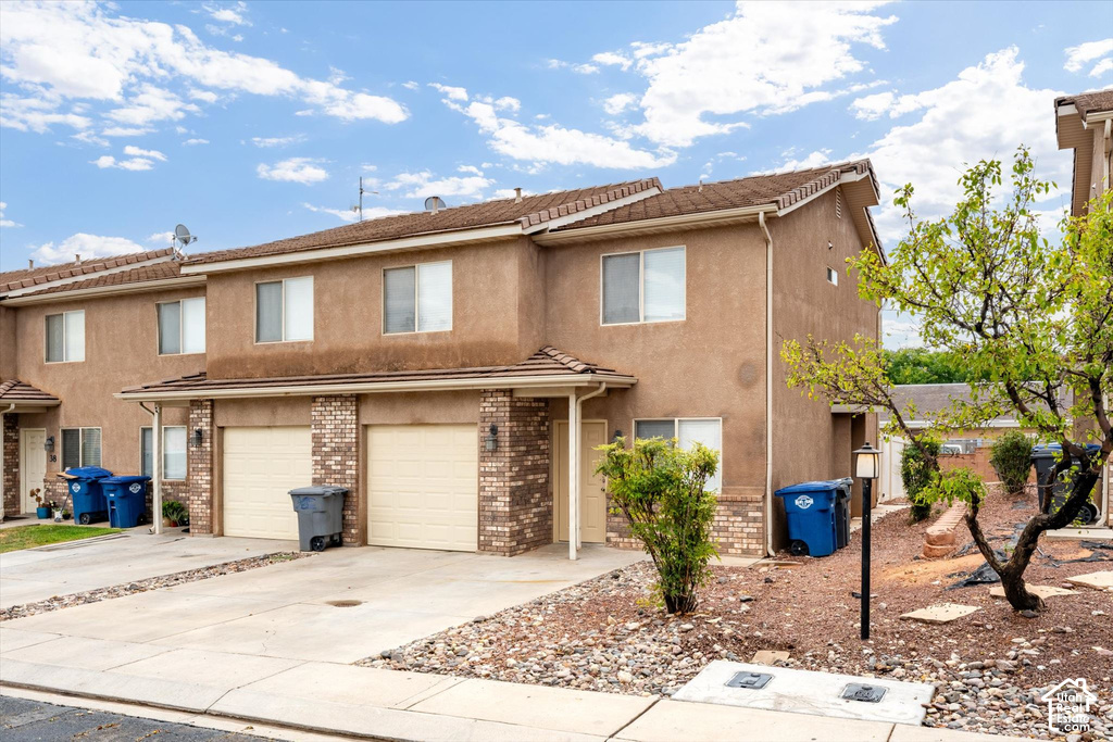 790 N 2720 E photo 3