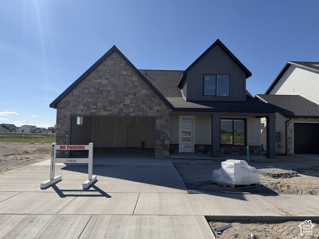 372 S 4300 W photo 2