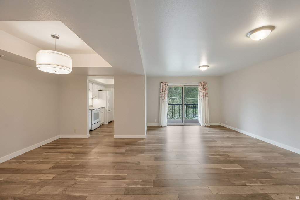 5572 S MARSHWOOD LN photo 3