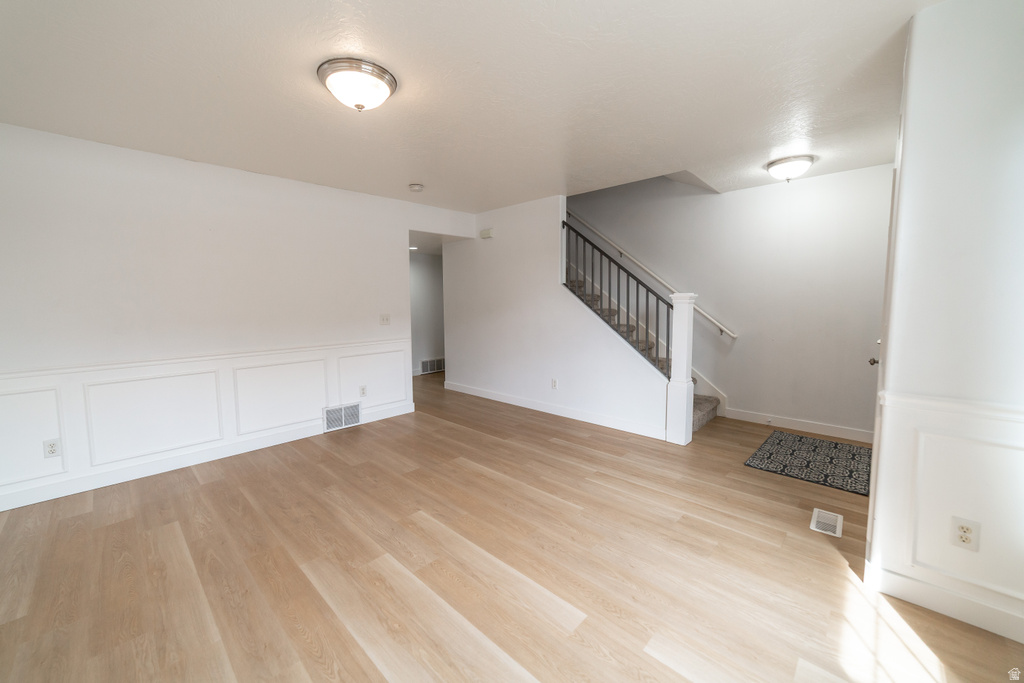 493 N 1235 W photo 3