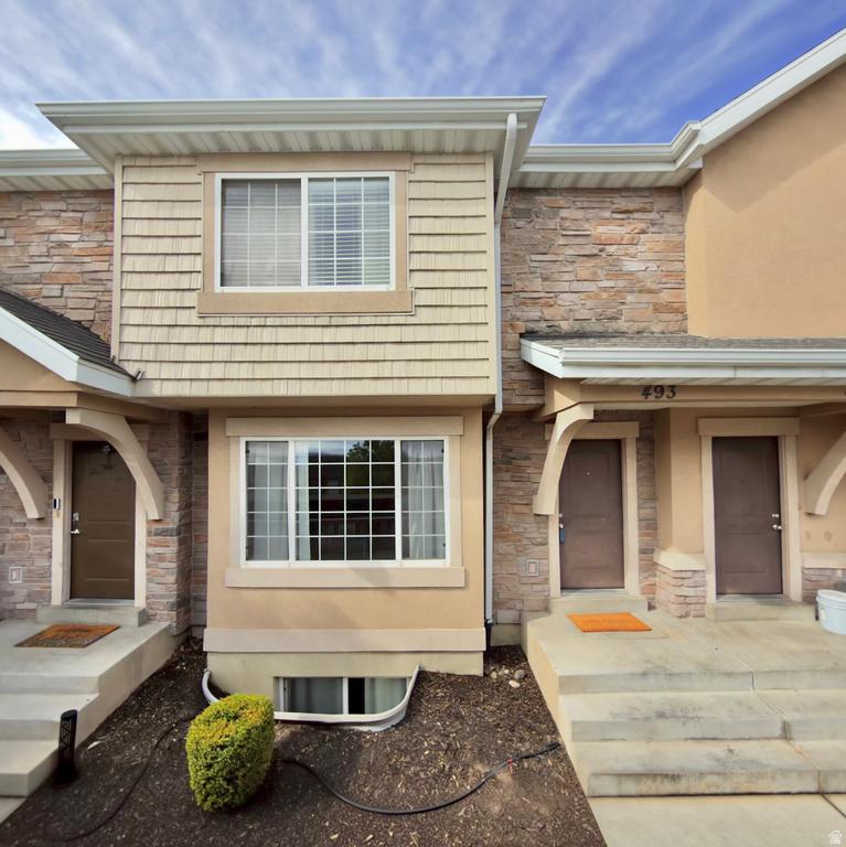 493 N 1235 W photo 2