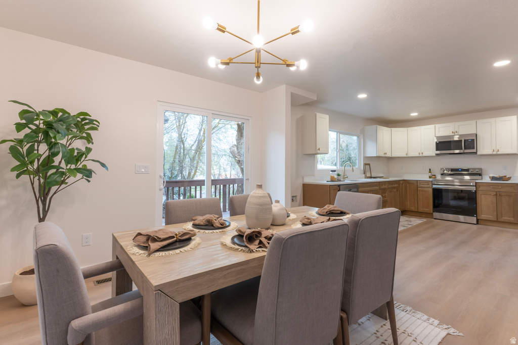 1440 E SHADY LN photo 2