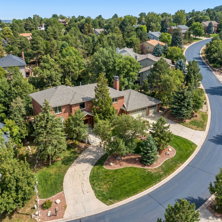 2745 CAVE HOLLOW WAY photo 2
