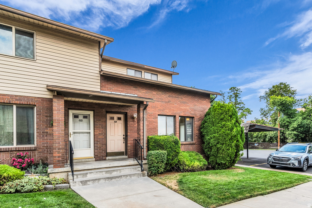 1113 COUNTRY HILLS DR photo 2