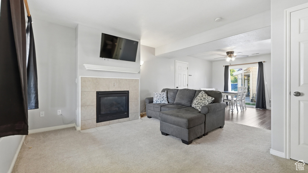 1430 S OLYMPIC LN photo 4