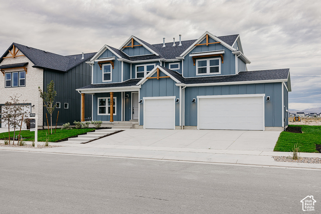 1089 E BLACKFEET DR photo 2