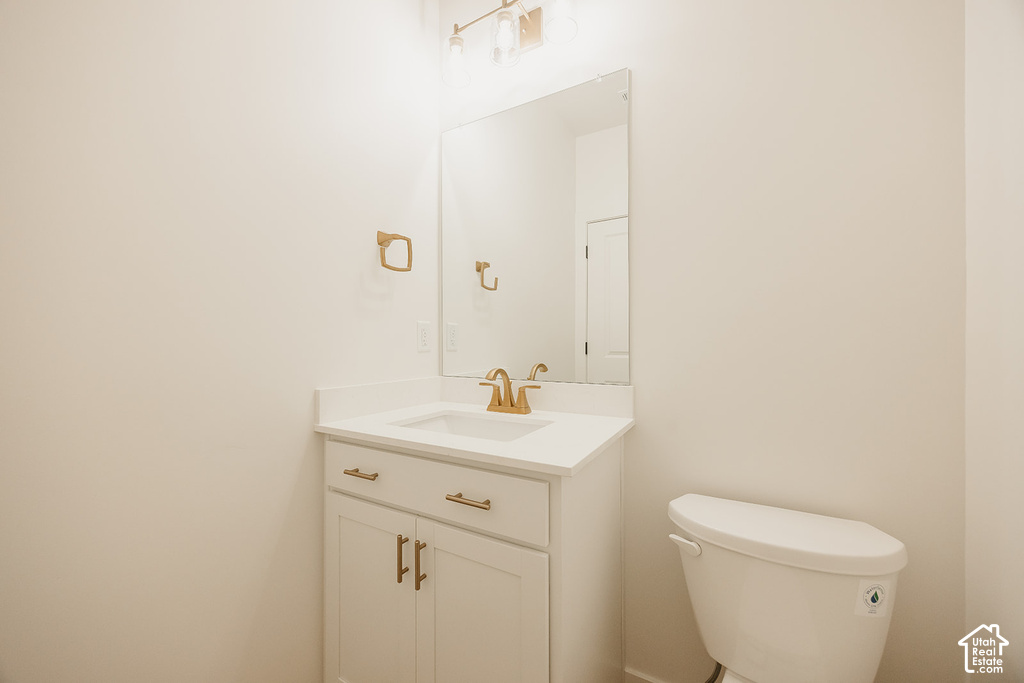 1089 E BLACKFEET DR photo 4