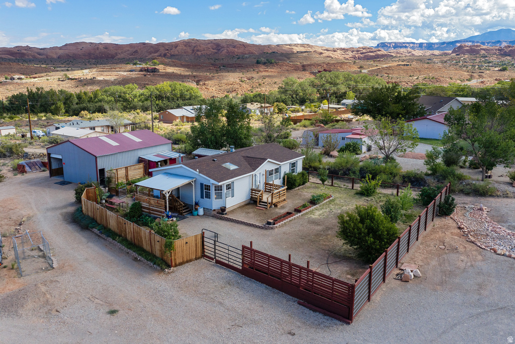 1885 PLATEAU CIR photo 3