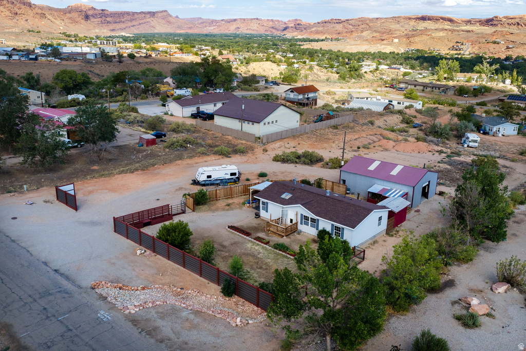 1885 PLATEAU CIR photo 2