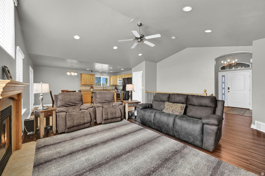 4291 W 1475 N photo 2