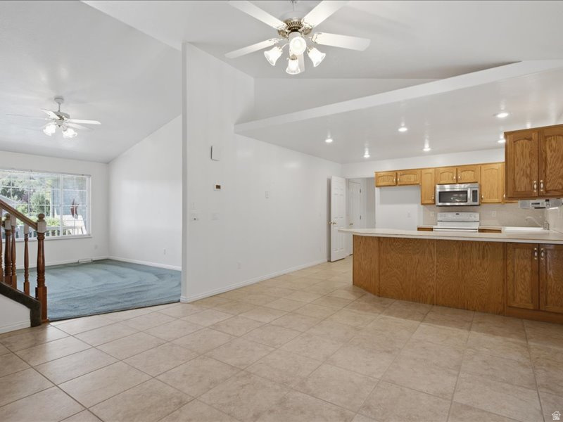 166 HARPER WAY photo 5