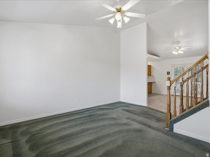 166 HARPER WAY photo 4
