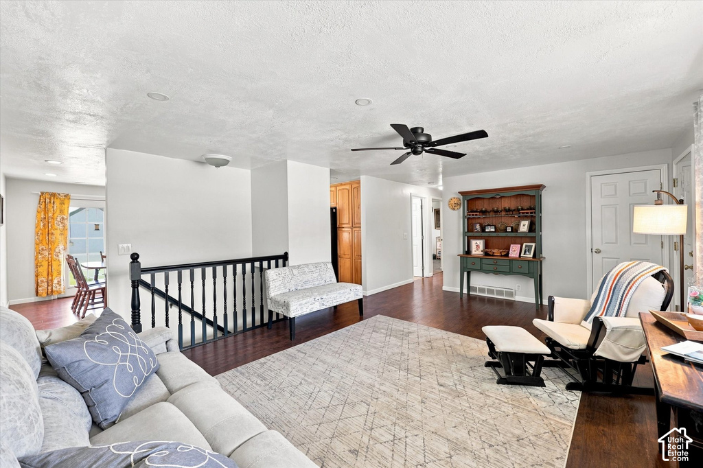 769 W 925 S photo 4