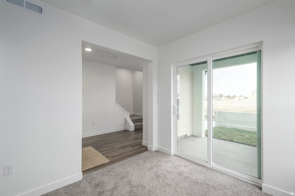 912 W COALBURN WAY photo 3