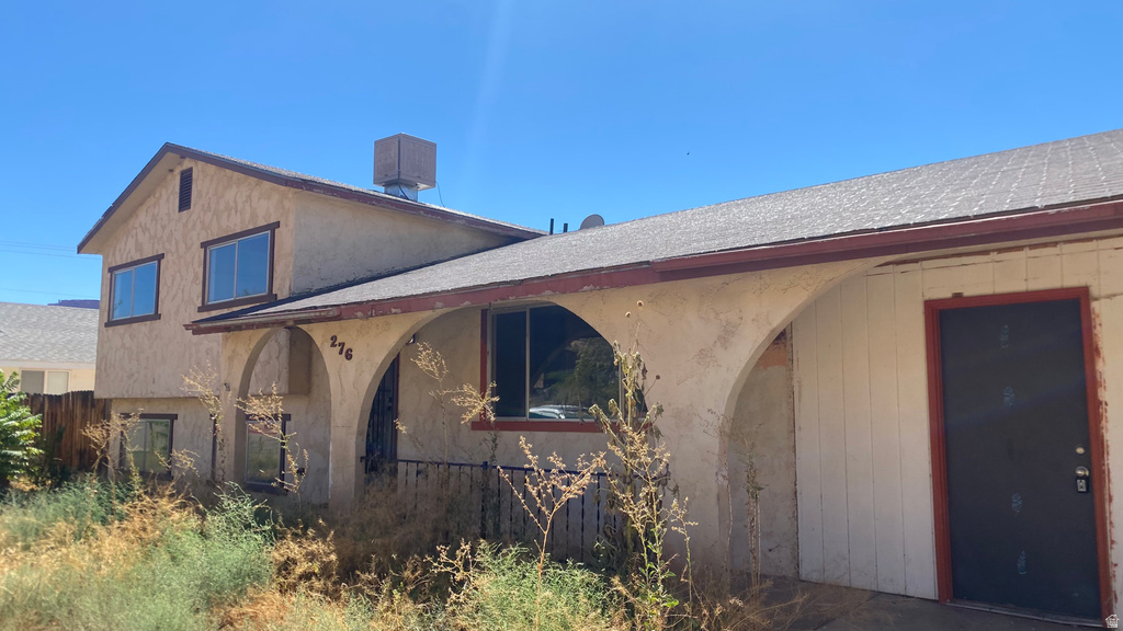 276 HILLSIDE DR photo 2