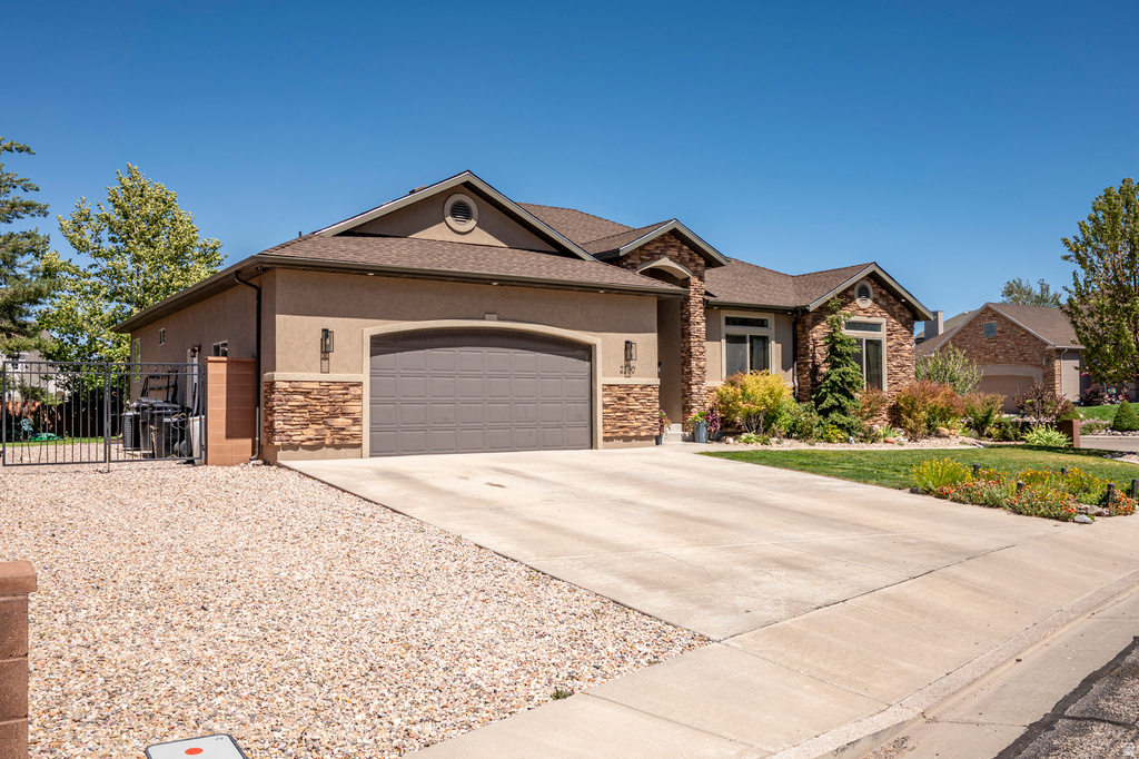 2280 W CRESTVIEW CIR photo 2