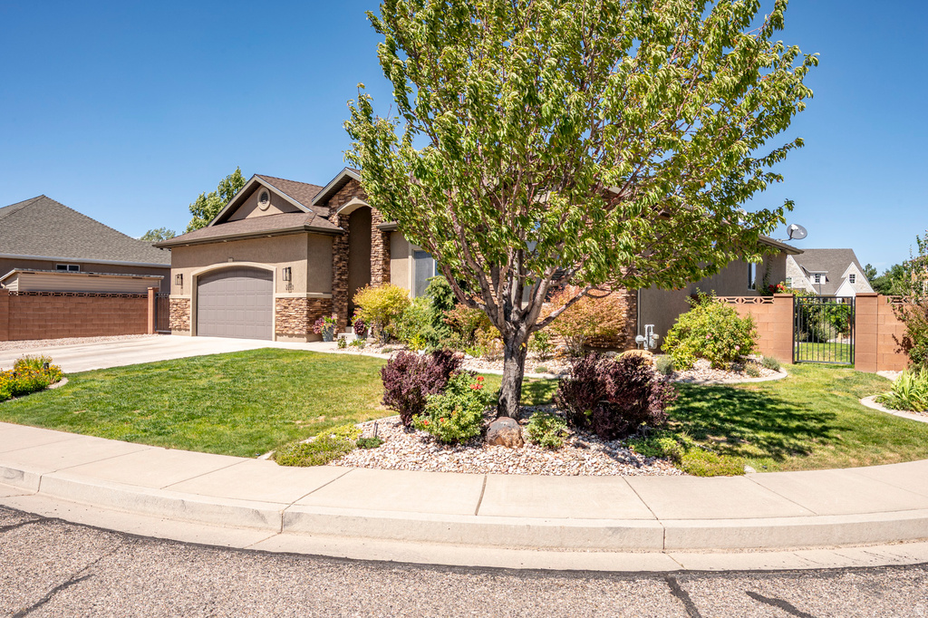 2280 W CRESTVIEW CIR photo 3