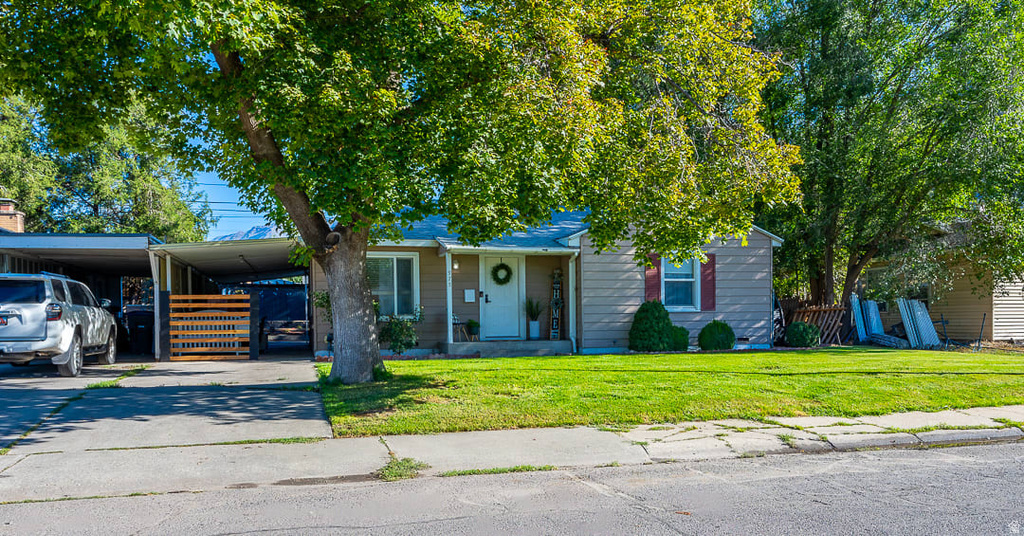 975 E 560 N photo 3