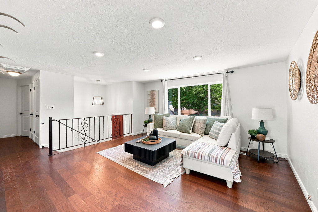 3836 S 6515 W photo 4