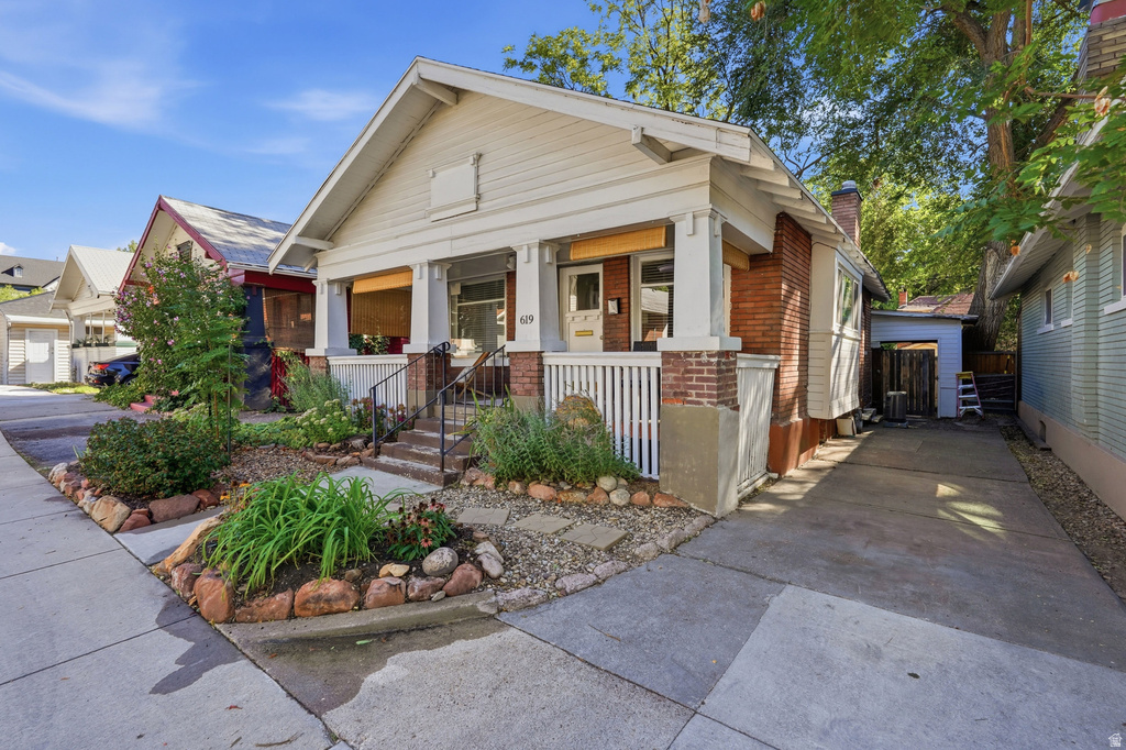 619 S HARMONY E CT photo 3