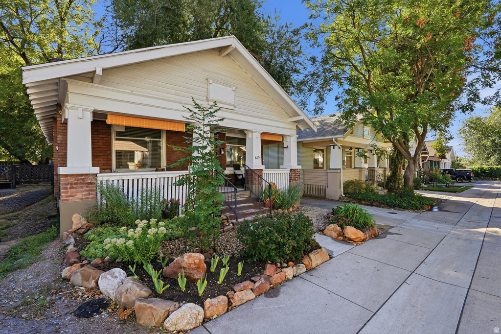 619 S HARMONY E CT photo 2