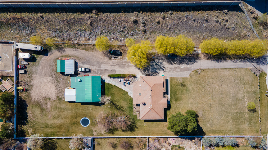 3883 W MYERS LN photo 3