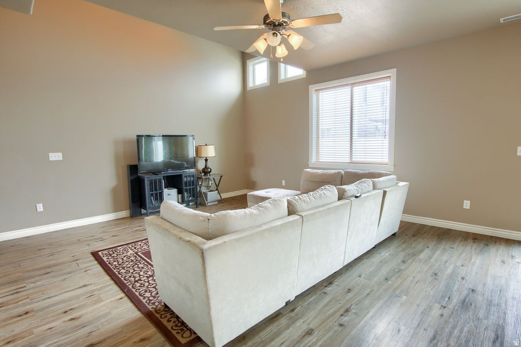 2615 W 500 N photo 4