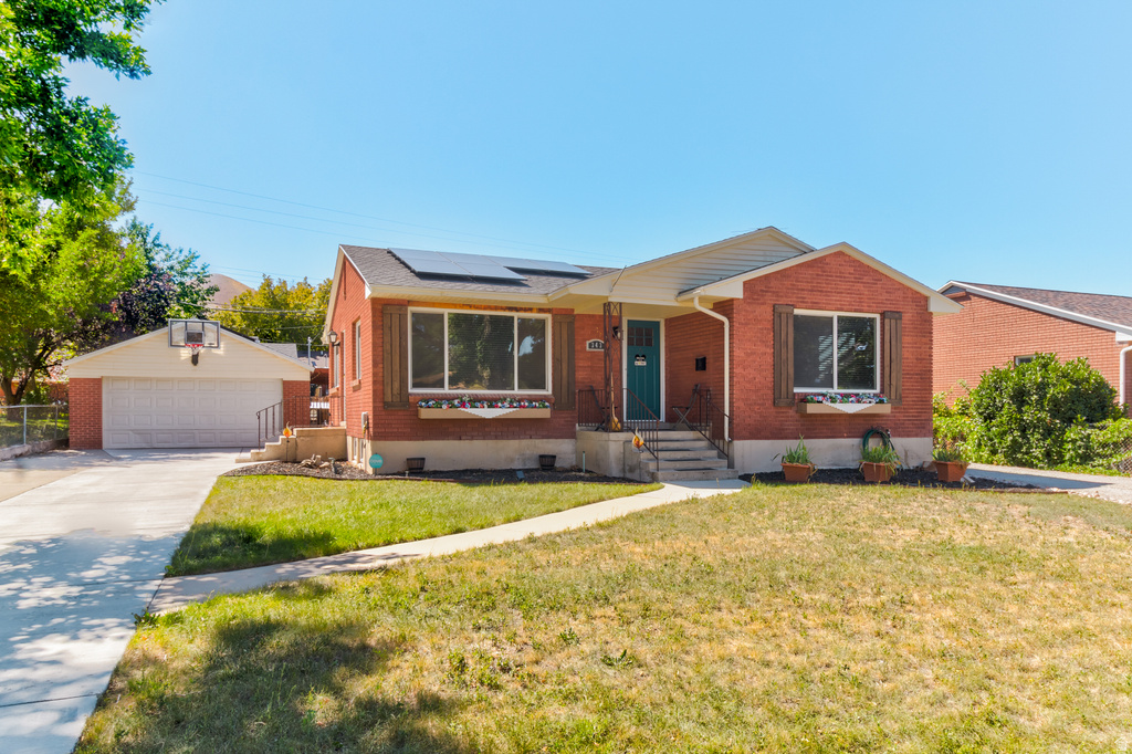 343 W 440 S photo 2