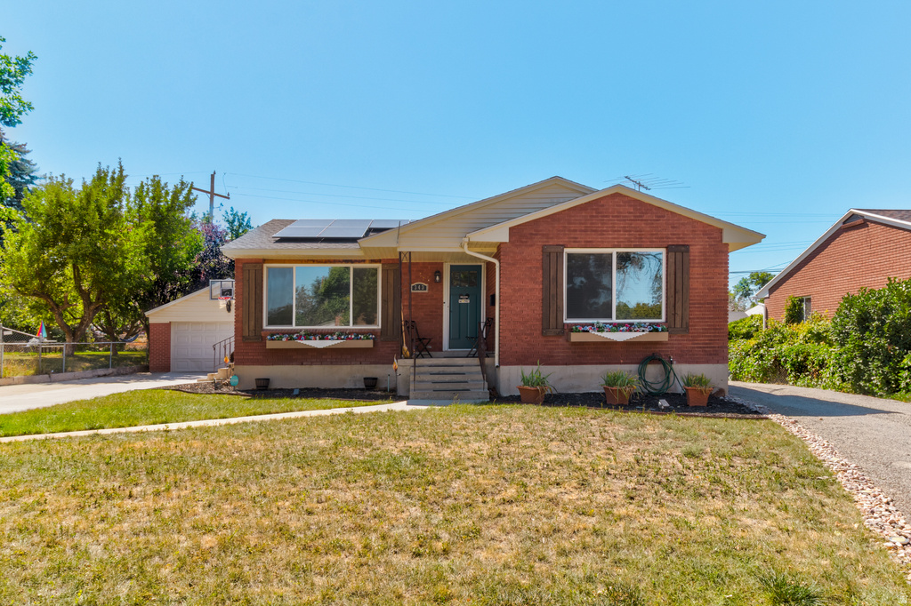 343 W 440 S photo 3