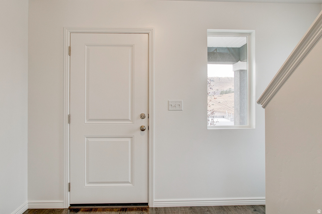 1701 S WINDSONG DR photo 2