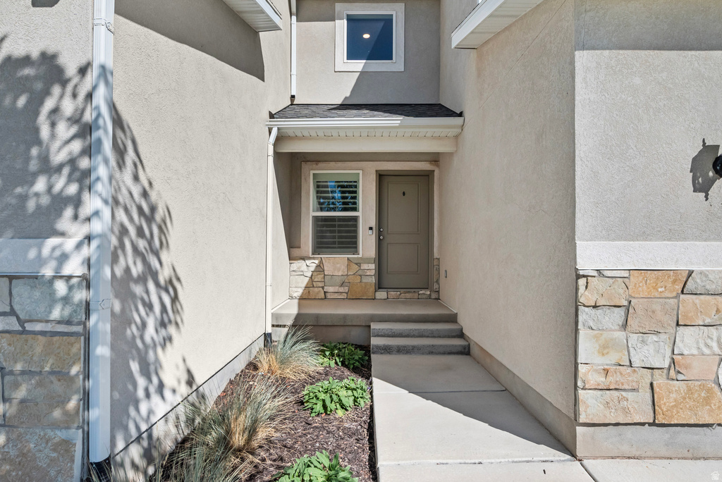 1038 N 120 E photo 3