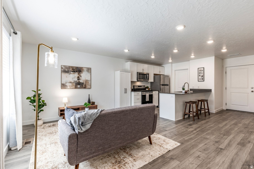 572 N CANVASBACK DR photo 5
