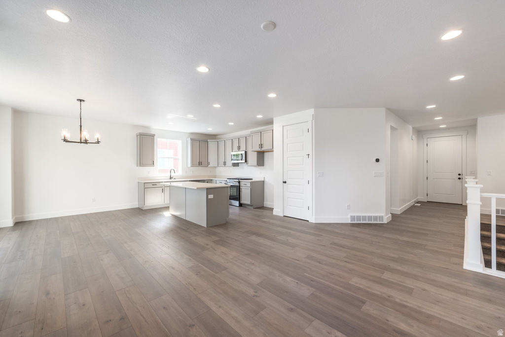 1363 ROCKY MOUNTAIN WAY photo 3