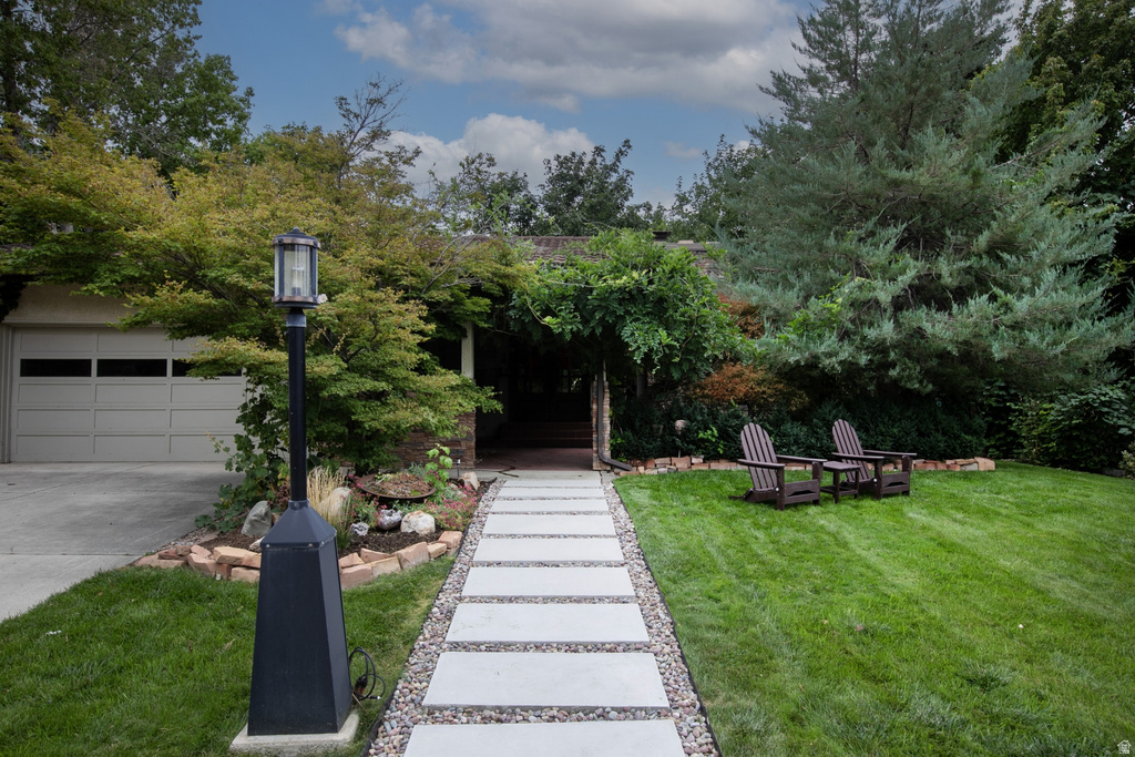 3620 E JONATHAN S DR photo 5