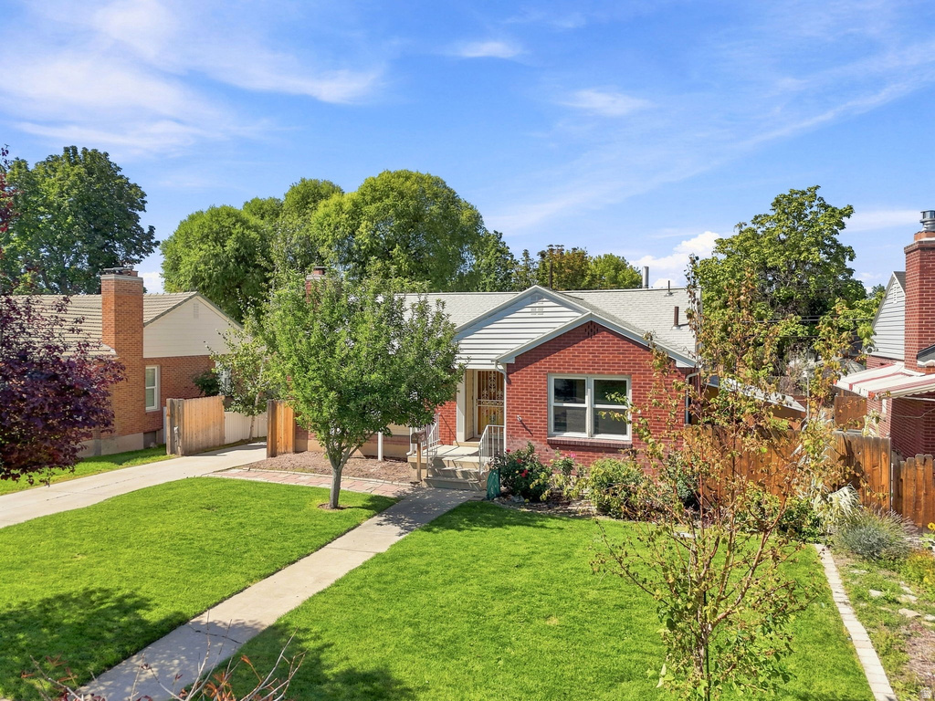 2732 S GRANDVIEW E CIR photo 5