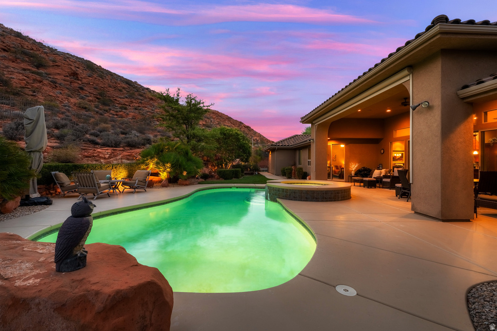 1007 N SUNSET W DR photo 5