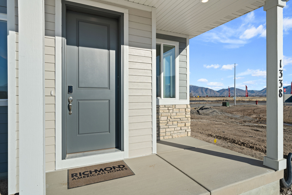 1338 E 1670 N photo 3