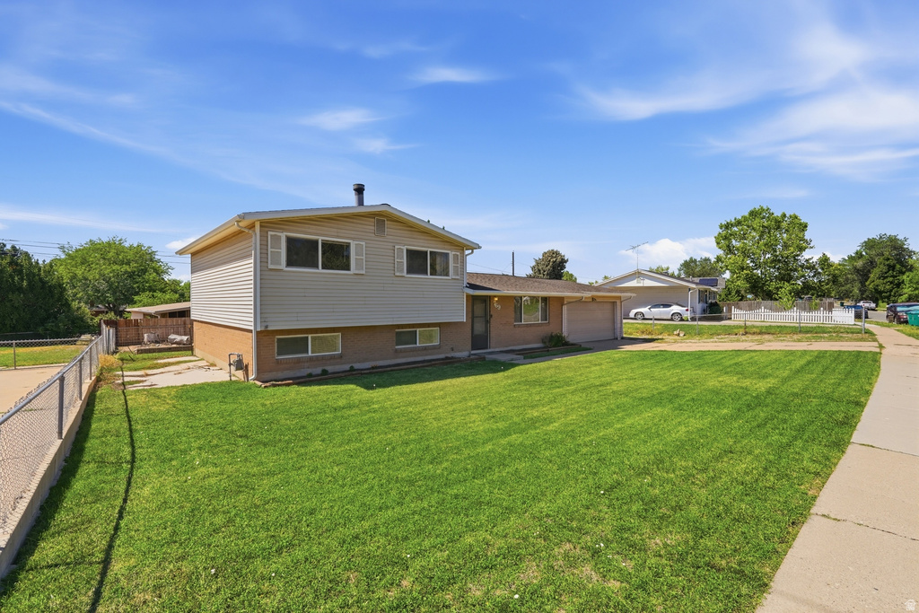 769 HILL BLVD photo 2