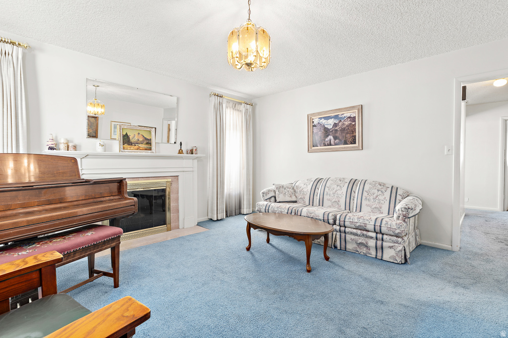 664 W WASATCH ST photo 5