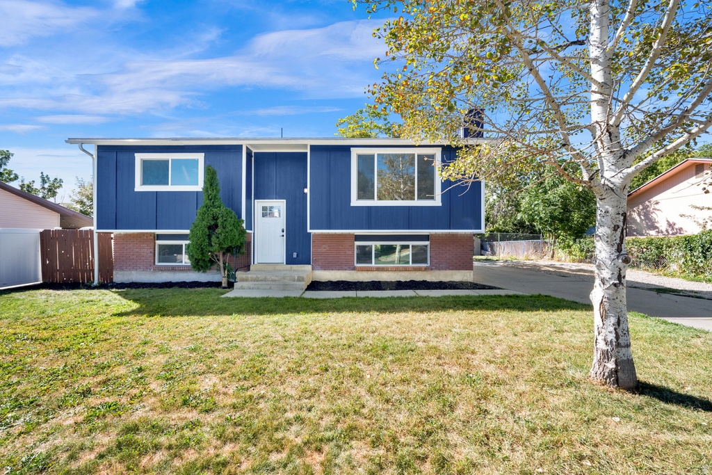 4609 W TWILIGHT DR photo 2