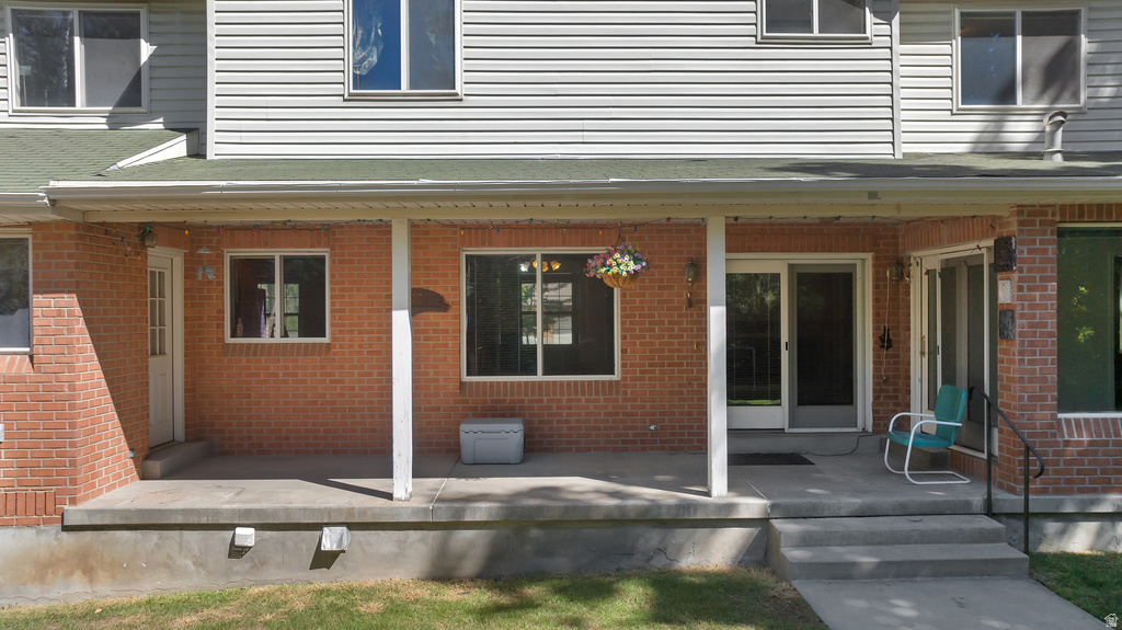 1348 E MILNE LN photo 3