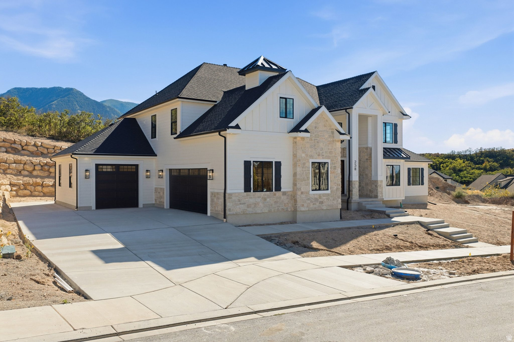 258 E MAPLE RIDGE DR photo 2